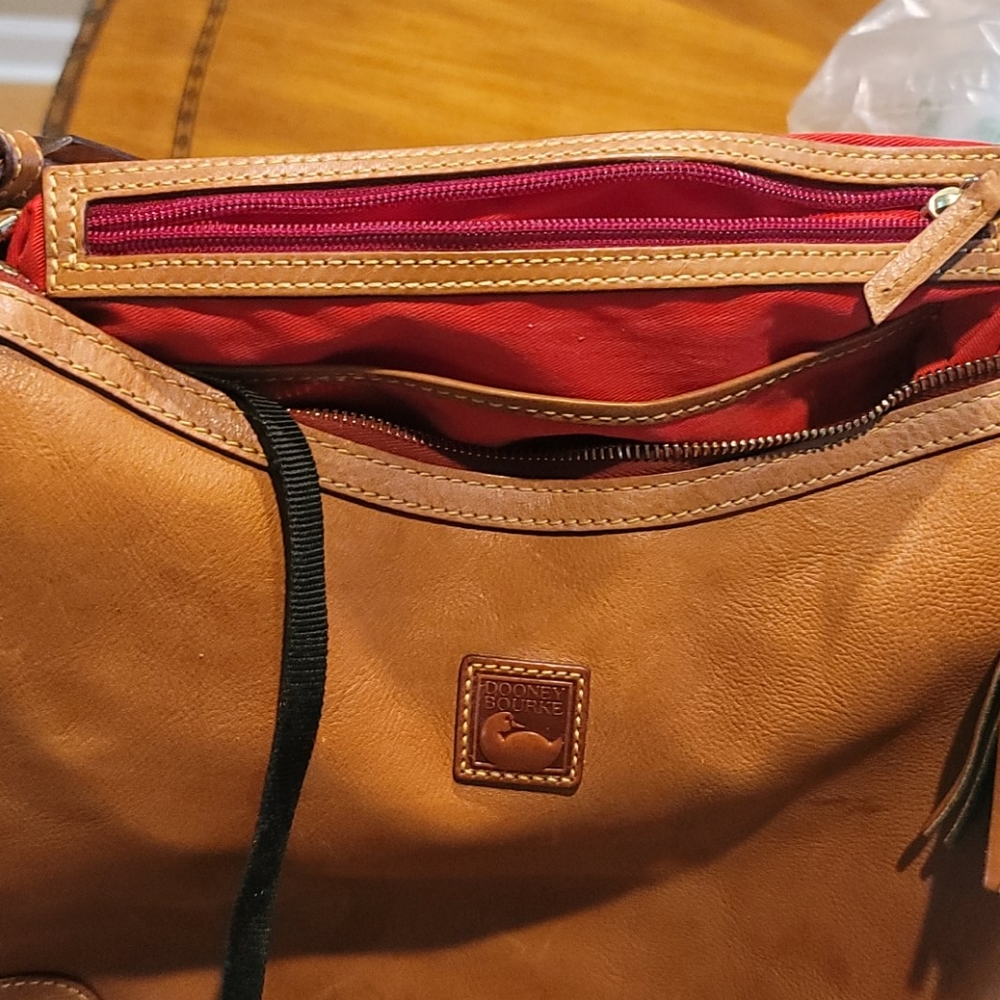 Dooney and Bourke purse - Picture 12 of 16